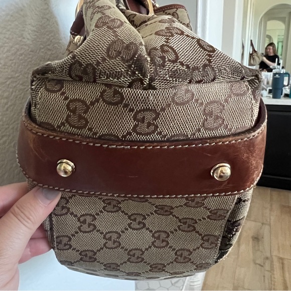 GUCCI Canvas Pelham bag - Large - Picture 11 of 16